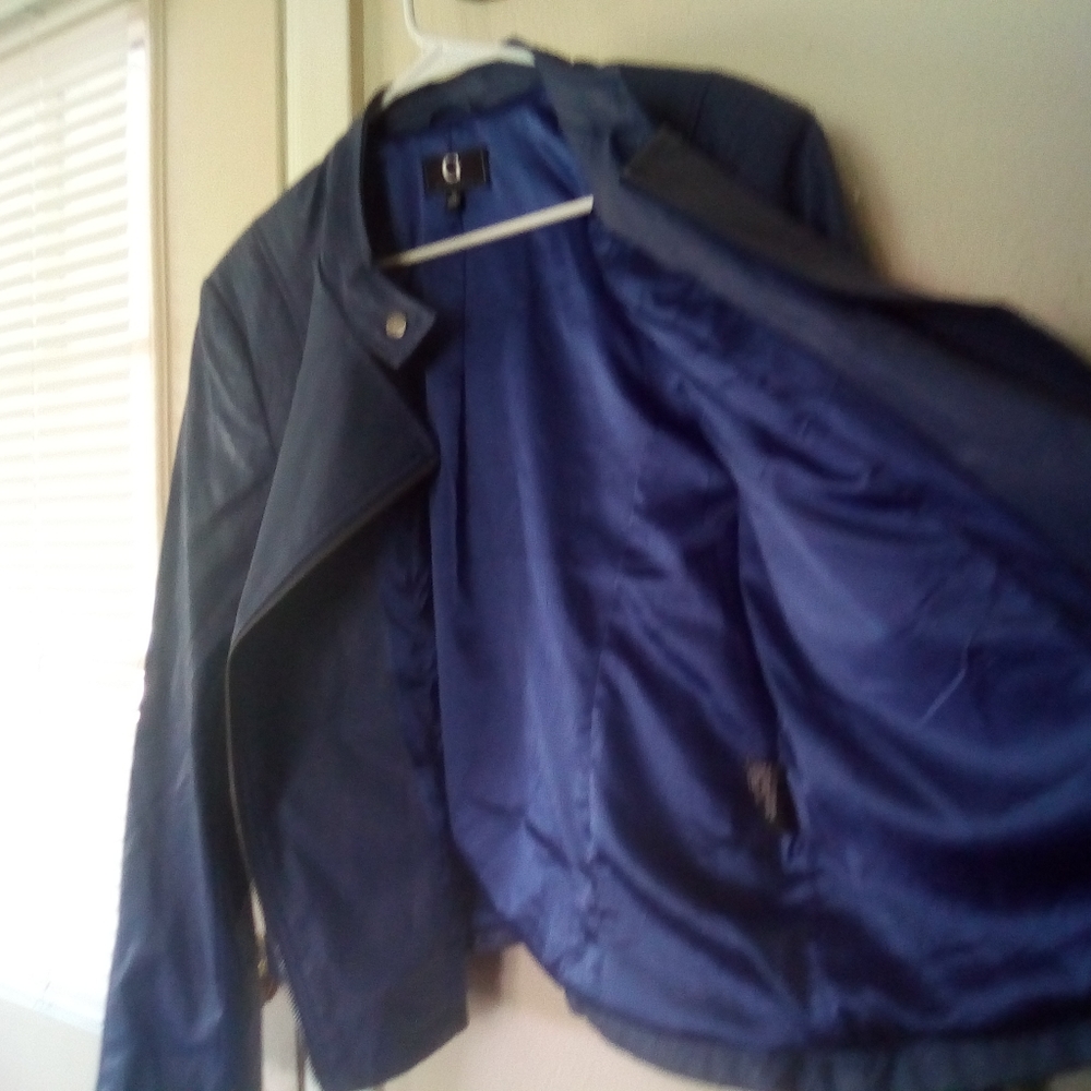 Jacket - Picture 4 of 4